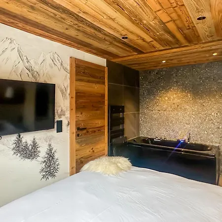 My Way Village 5 Rues Parking *