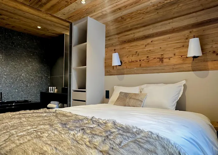 My Way Village 5 Rues Parking *